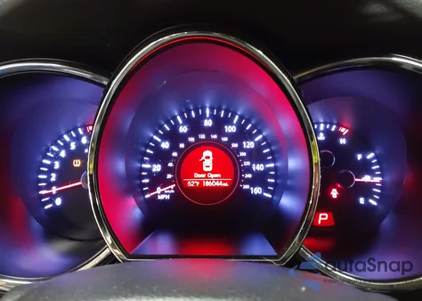 2013 Kia Optima Lx z USA, uszkodzony, nr VIN 5XXGM4A7XDG250128